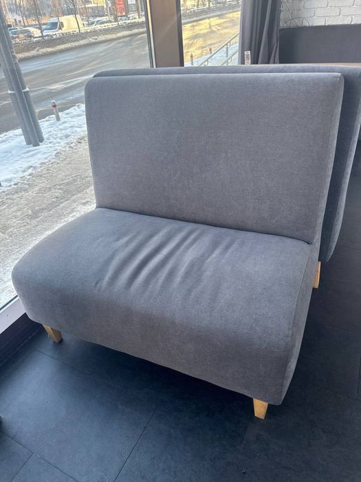 РОЗПРОДАЖ меблів для кафе та кав'ярень