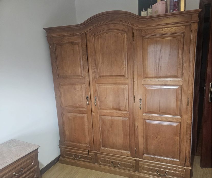 Mobilia de quarto madeira maciça