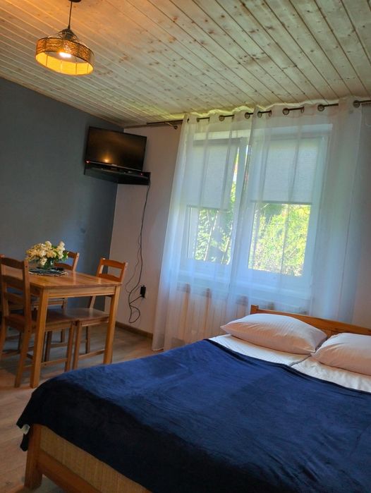 Noclegi Bieszczady Apartament Ustrzyki Dolne domek pokoje  Bieszczady