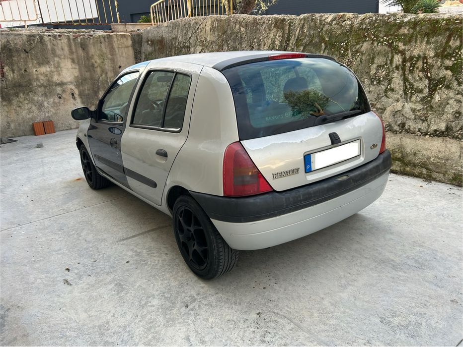 Renault Clio RXE 1.2 2000