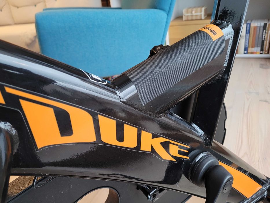 Rower spinningowy treningowy Duke Electronic BH Fitness