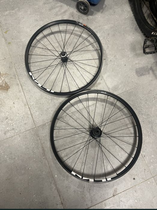 Komplet kól Shimano mt-500 opis!