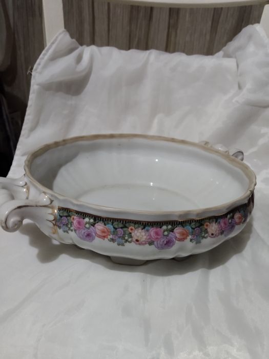 Антиквариат.Чайник, блюдо 40-х годов. Германия