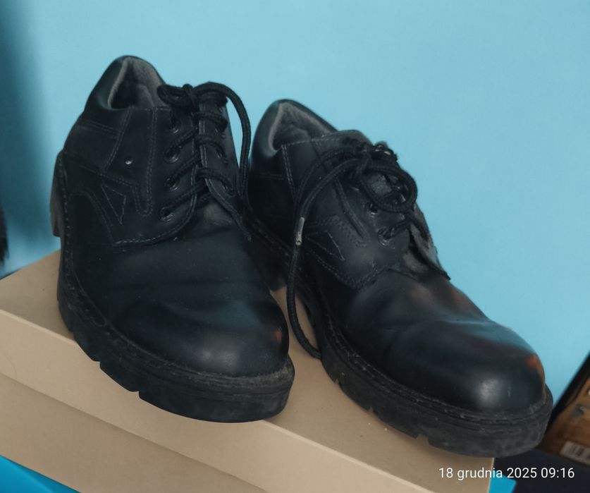 Buty męskie booster r. 43 skórzane