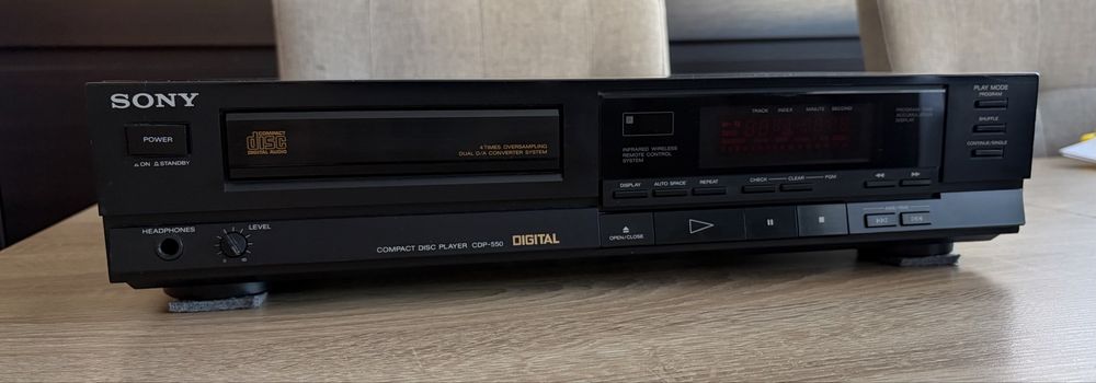 Sony CDP-550 + pilot RM-D250