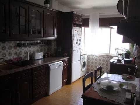 Quarto individual, Proximo da Escola Superior Teatro Cimena na Amadora