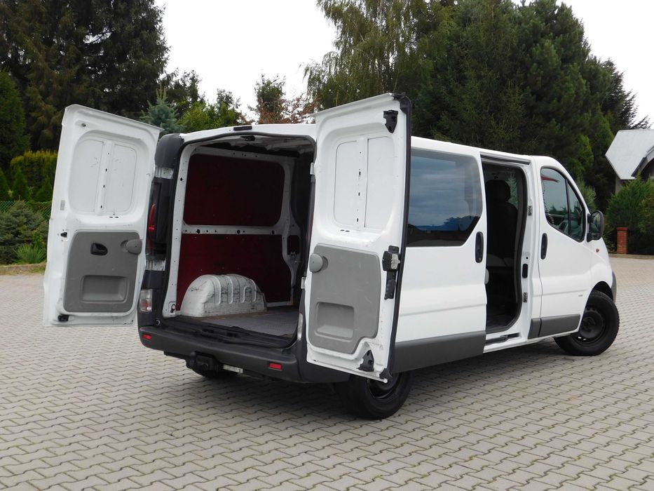 Opel Vivaro**Brygadówka 6-Osobowa**Long**Zadbana