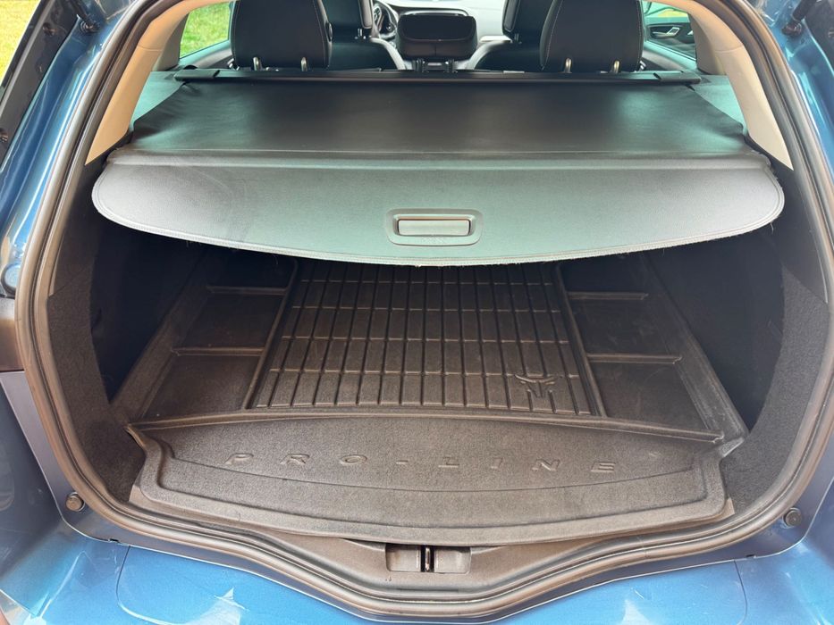 Renault Megane Sport Tourer (Bose)