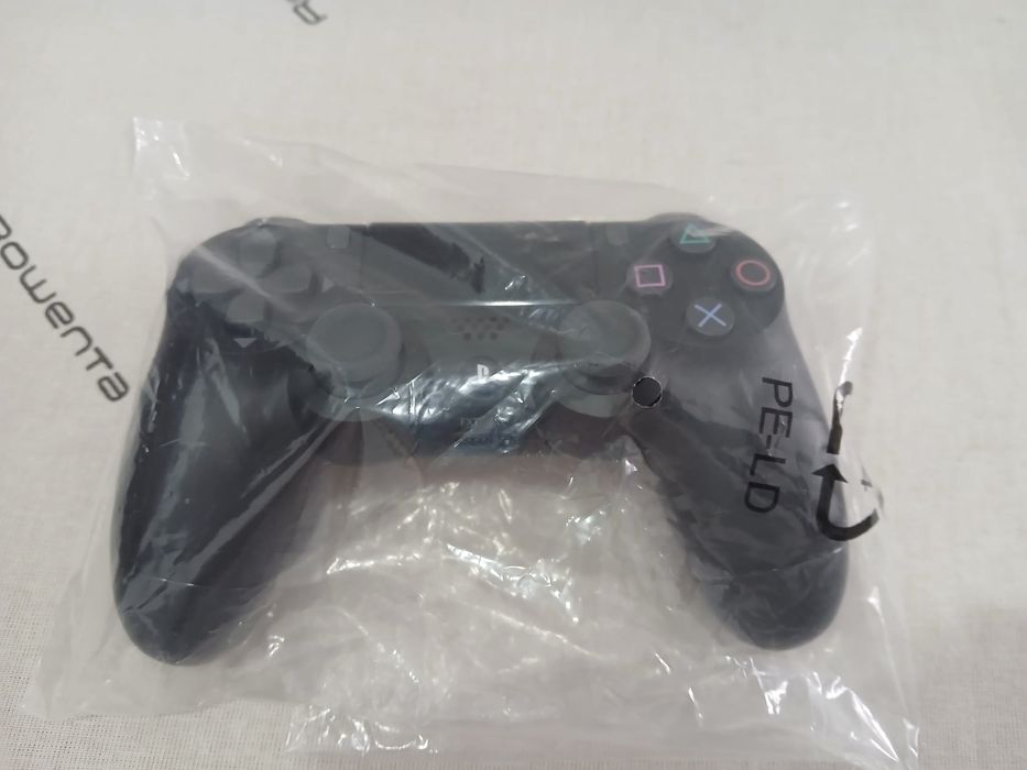 Comando sem fios DUALSHOCK®4 (pouco uso)