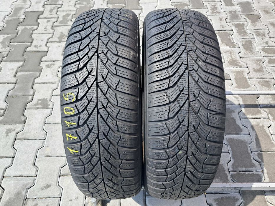 Резина зимова, 99%, Kumho Wintercraft WP52 205/60 R17 (арт.17105)