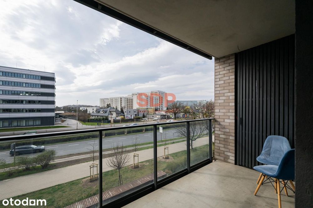 Słoneczny apartament z balkonem w Centrum przy Al. Armii Krajowej