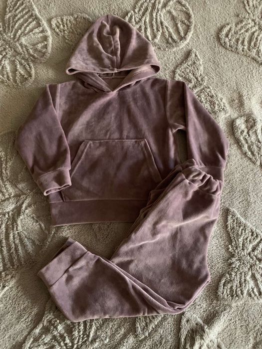 Костюм спортивний велюровий