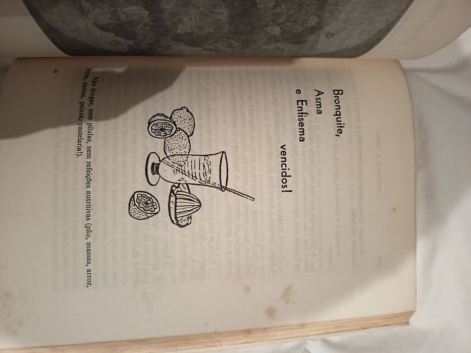 Livro Nicolas Capo - A prática naturista mundo sem doença