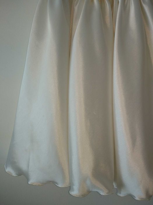 Vestido de Cerimónia Creme c/ flores Criança 8 Anos