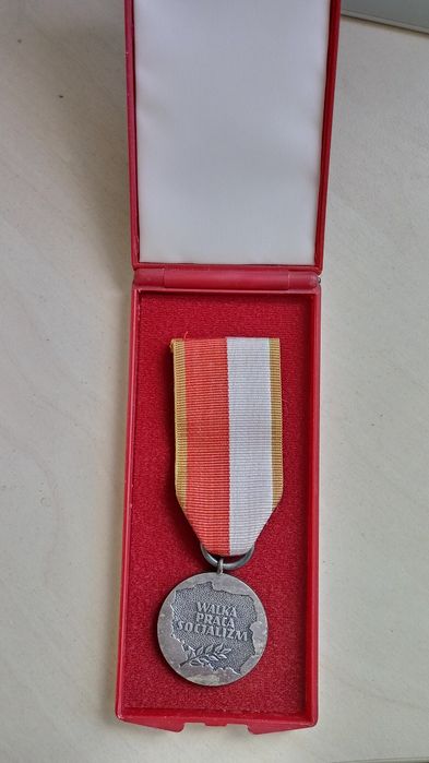 Odznaka PRL Walka Praca Socjalizm