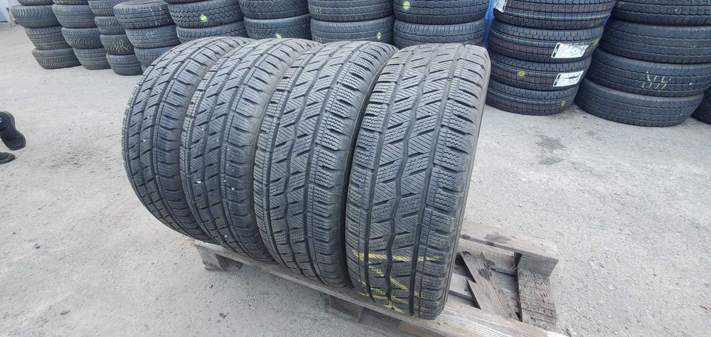 Зимові шини 205 65 R16C Hankook I-Cept LV 2022 рік Ungarn 4шт