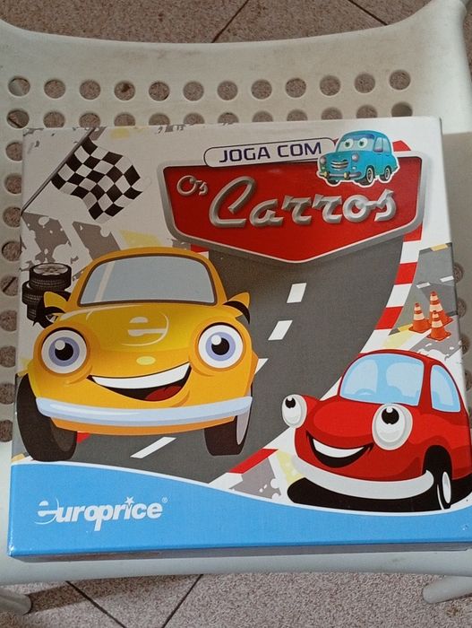Joga com Os Carros completo em caixa
