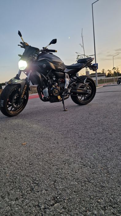 Vendo ou troco MT-07 2016