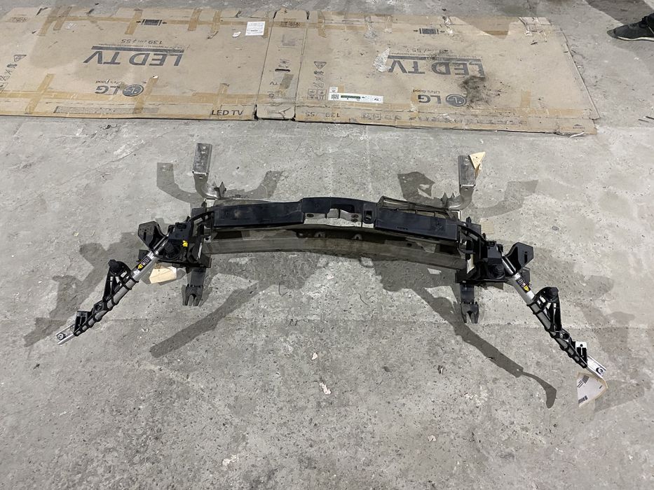 Установочная панель телевизор мерседес 246 117 156 176 CLA GLA A B