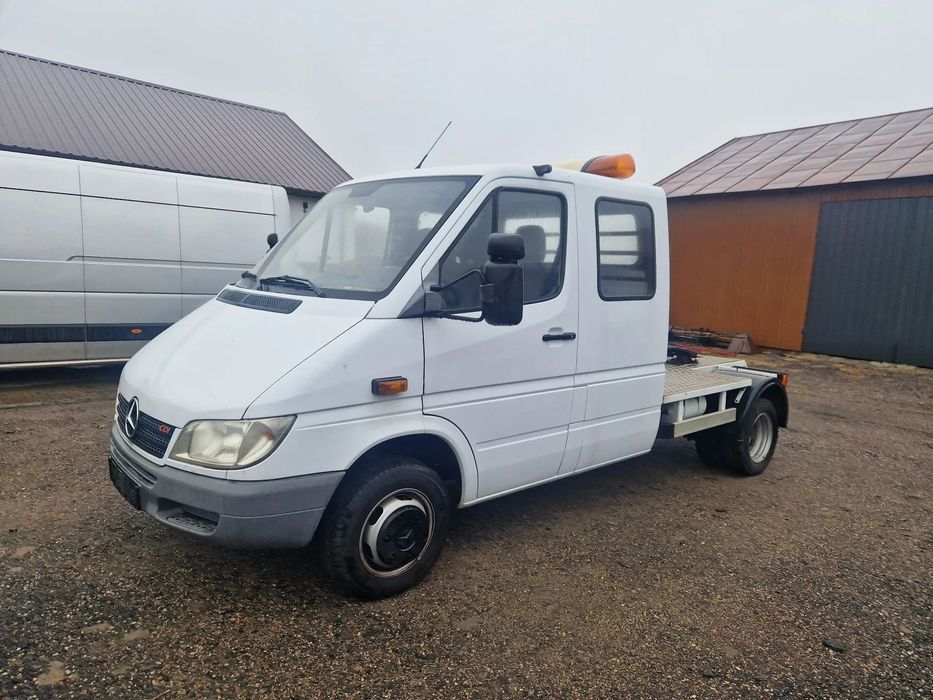 Mercedes-Benz SPRINTER  Sprinter ciągnik siodłowy KAT B , przebieg 119tys km!!!