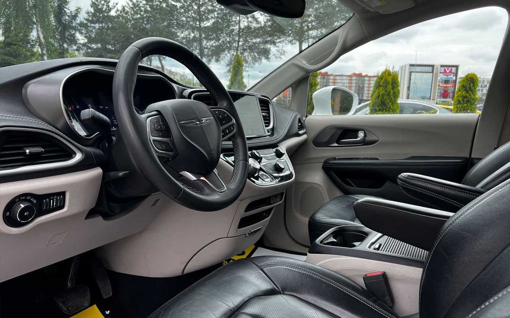 Chrysler Pacifica 2022