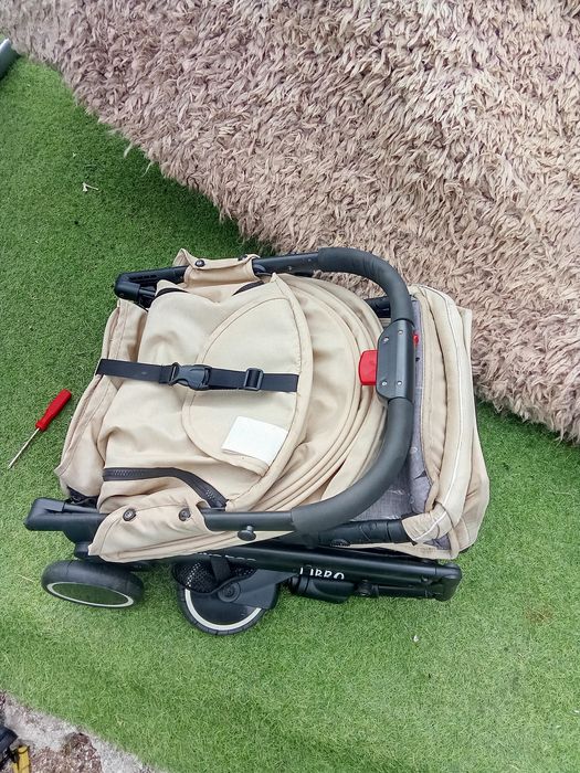 Carrinho de bebe kikka boo