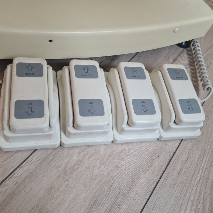 Fotel kosmetyczny podologiczny