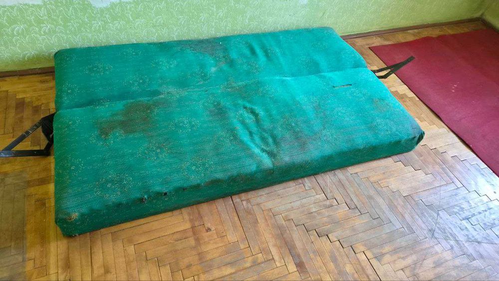 двері і все що з дерева