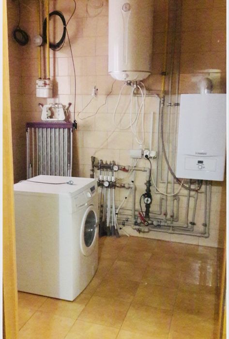 Дом в 602 м-не Салтовки. Новой постройки.180 м2.Старт-152000$. Торг