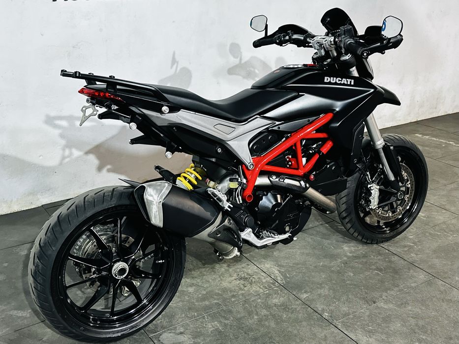 Ducati Hyperstrada 820 ABS мото з європи (8300$)