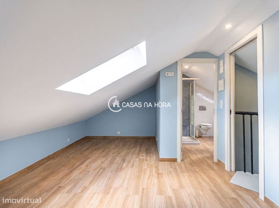 Apartamento Duplex com Suite no Sótão | Benfica  Bairro das Pedralvas