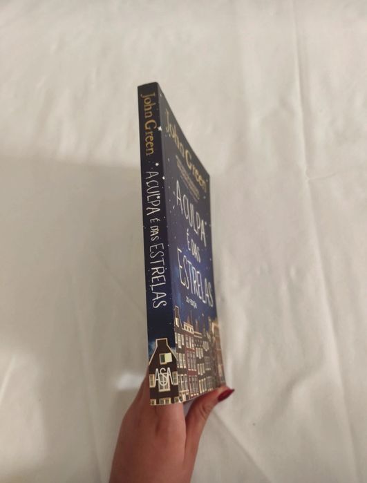 Livro "A Culpa é Das Estrelas"