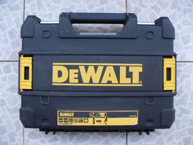 Młotowiertarka Wiertarka Młot Udarowy DeWalt D25134K-QS 800W 2,8J SDS