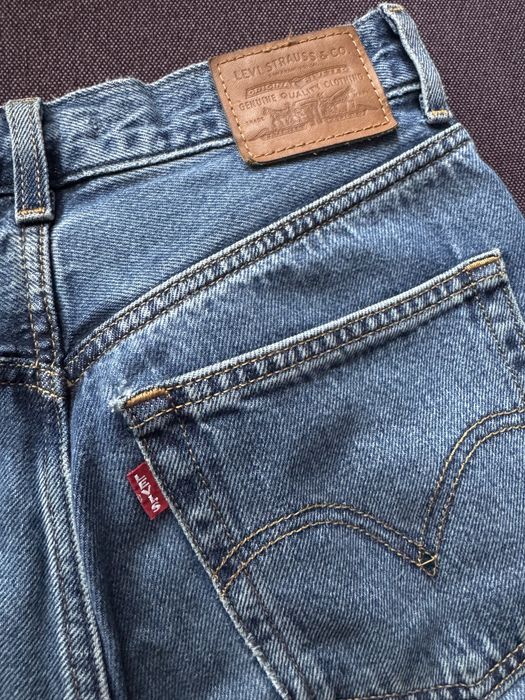 Джинси Levis High Loose