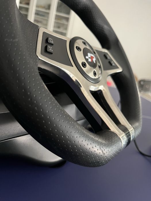 Volante com pedais para ps4 e pc
