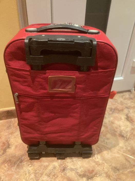 Mala de viagem em bom estado