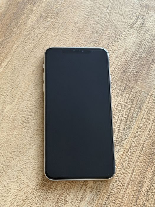 iPhone 11 Pro Max srebrny
