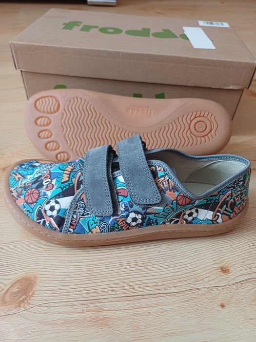 Buty, trampki chłopięce 37 froddo -  jak NOWE