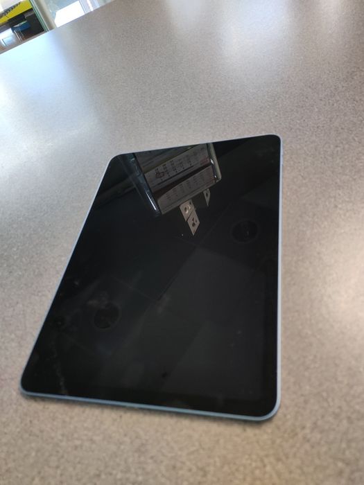 W2//Apple/ iPad Air 5gen Wi-Fi 64GB