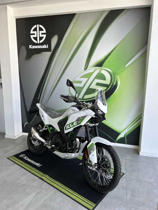 A Nova Kawasaki KLE 500 SE Chegou! Garanta o Lançamento do Ano com TAXA ZERO!