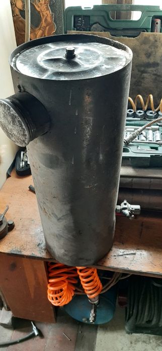 Бак топлівний  .