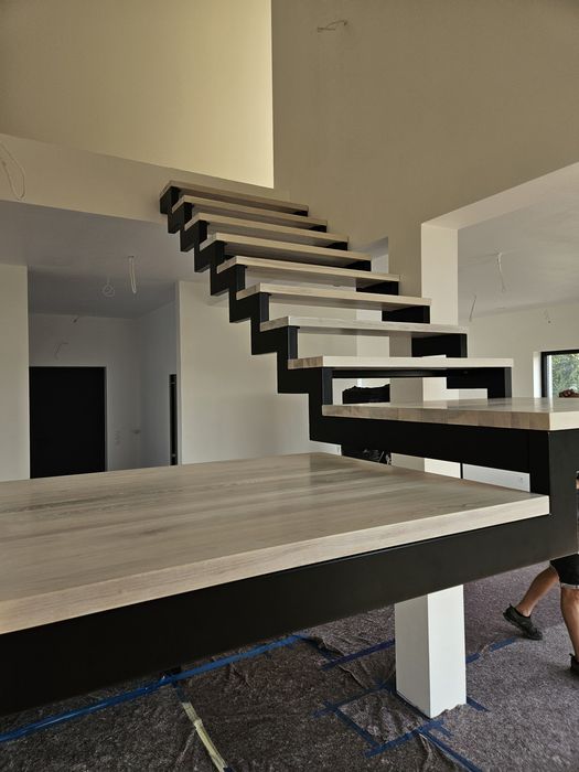 Konstrukcja do schodow loft