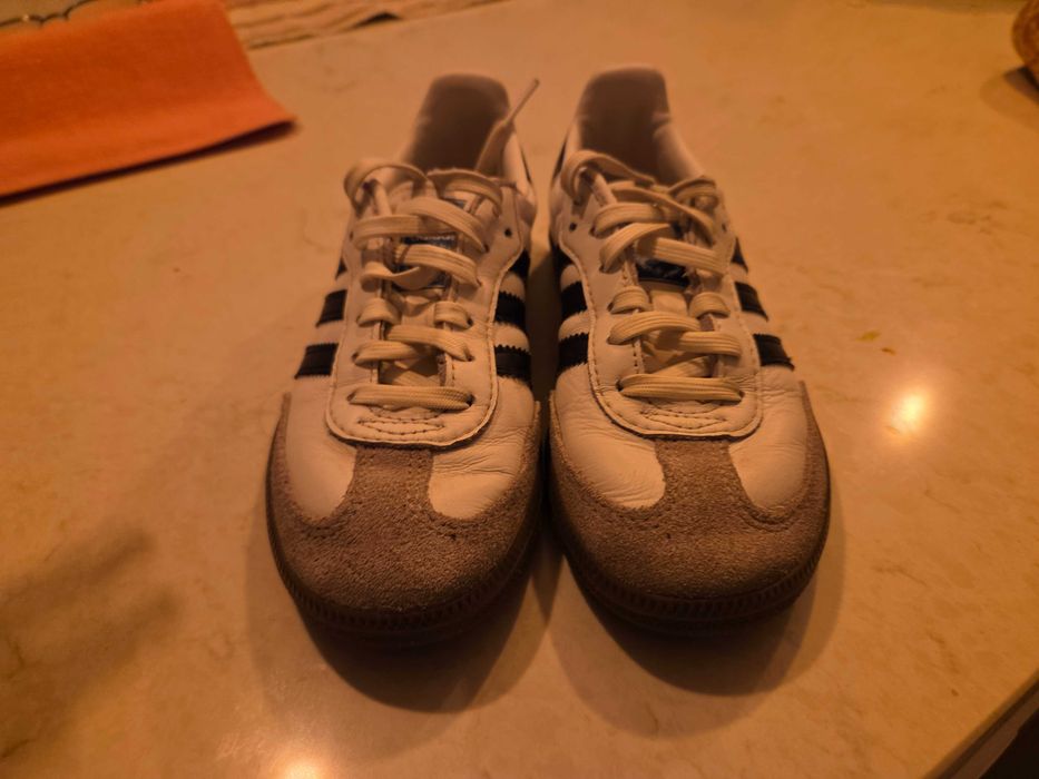 Adidas Samba de criança em bom estado