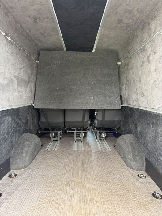 Vw crafter 9 osobowy