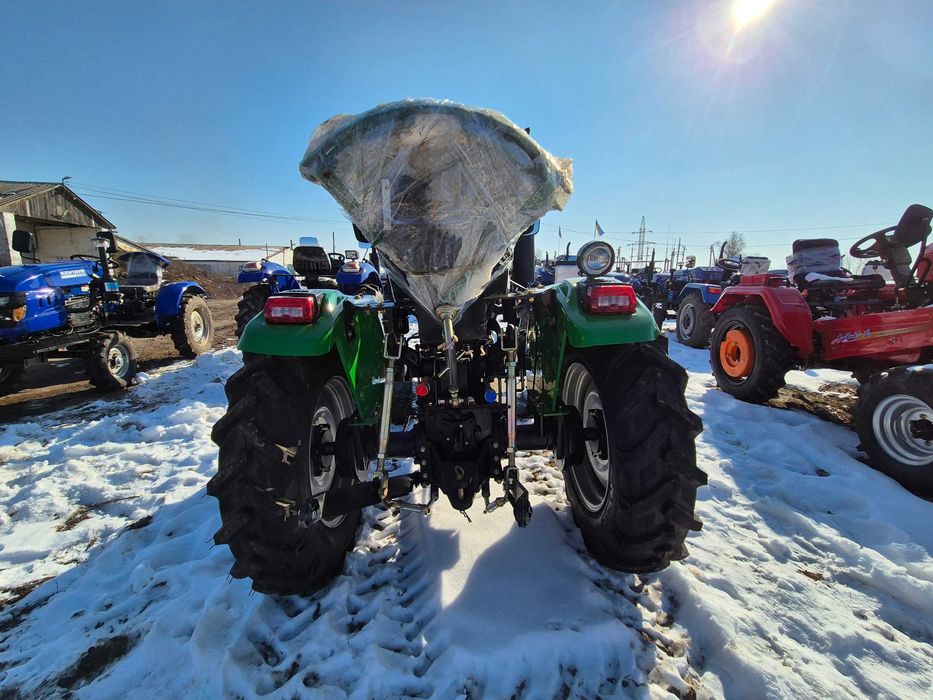 Трактор Синтай ТРКХ 240 люкс широкие колеса