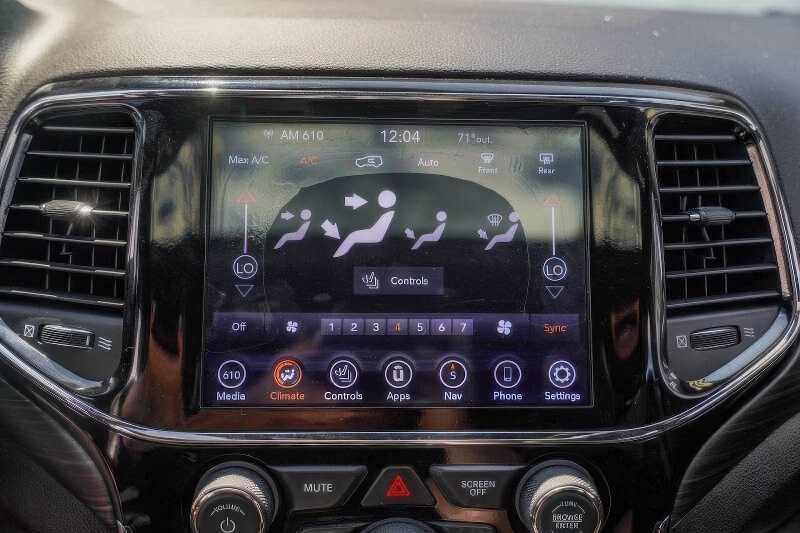 2020 Jeep Grand Cherokee Altitude