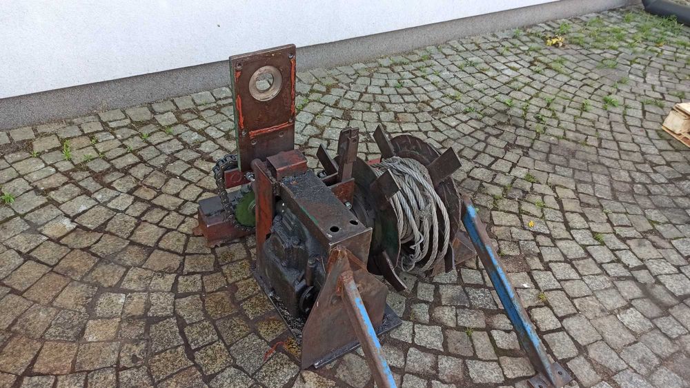 Wciągarka Leśna Zrywkowa Wyciągarka Ciągnik Leśny Zrywkowy Lina Liny