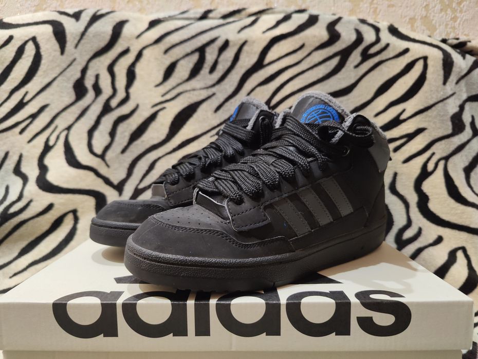 Ботинки Adidas Rapid Court Mid Winterized.