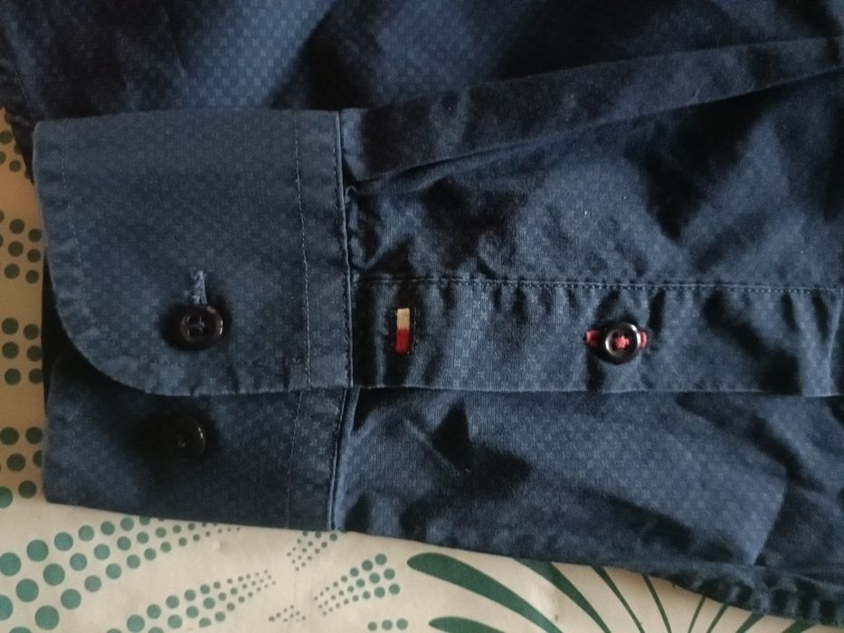 Elegancka koszula męska rozmiar S . Tommy Hilfiger