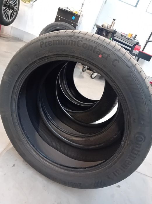 Opony letnie 285/45 R21